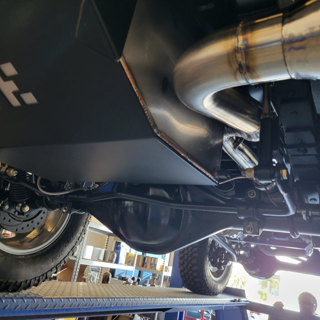 Defender Exhaust 1